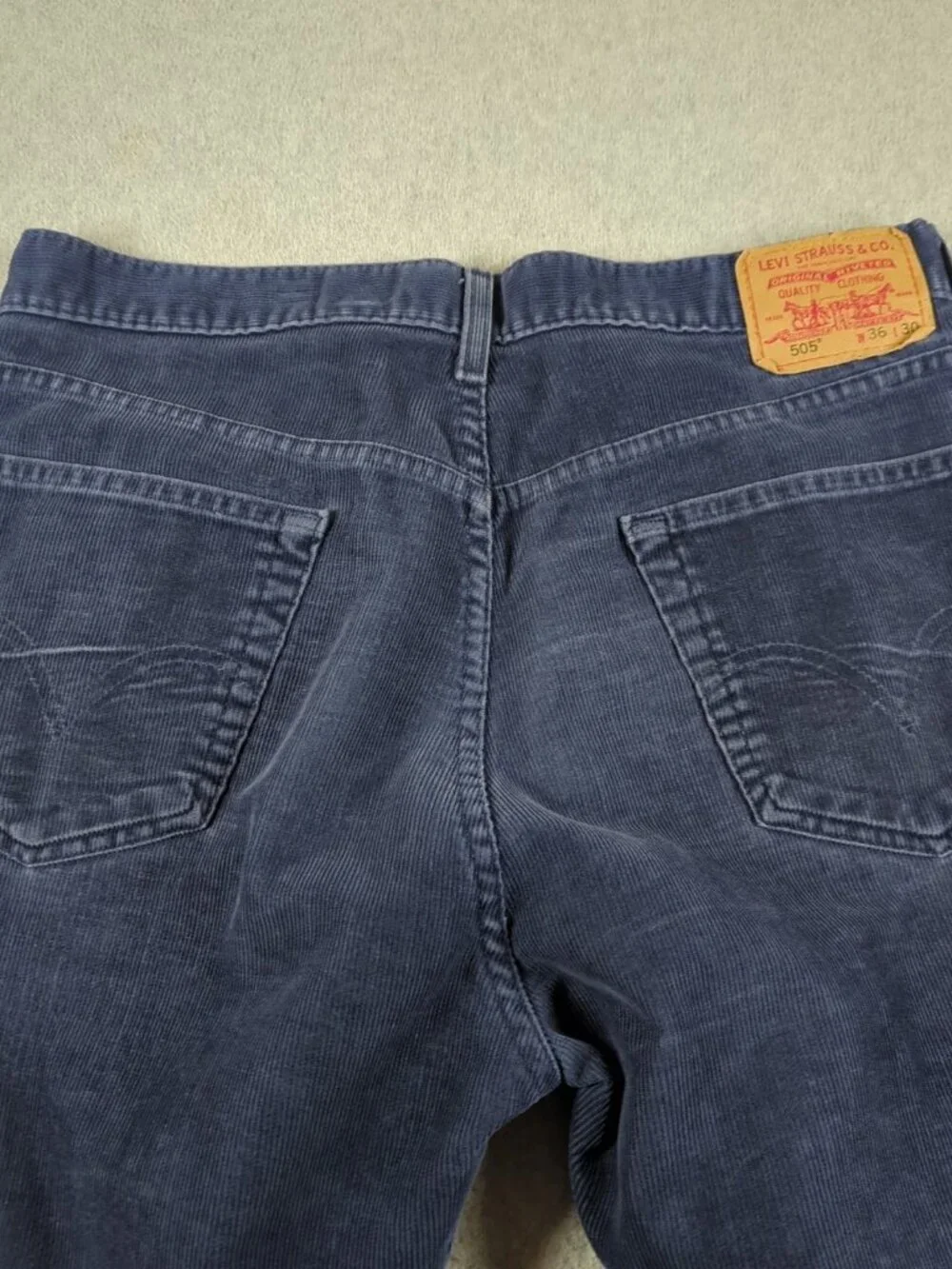 Levi’s 505 Corduroy Pants Men's 36x30 (Actual 36x25) Regular Fit Straight Leg